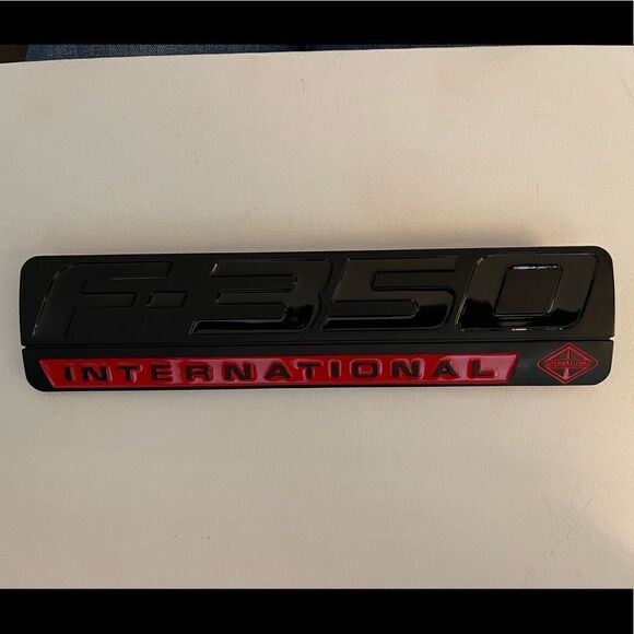 International F350 3D Side Emblem NWT - Picture 9 of 11